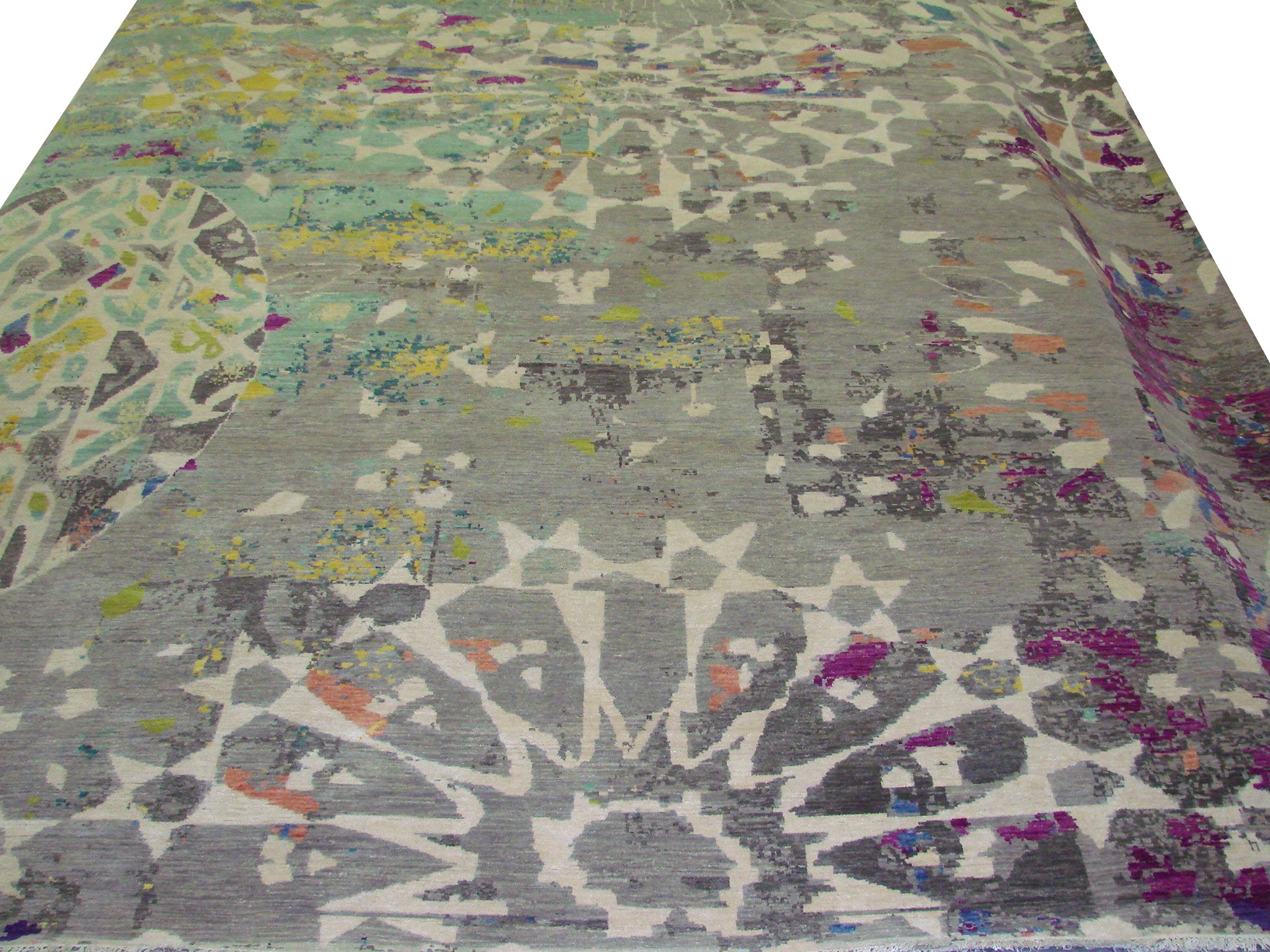 Contemporary & Transitional Rugs Jankat 022088 Lt. Grey - Grey & Multi Hand Knotted Rug