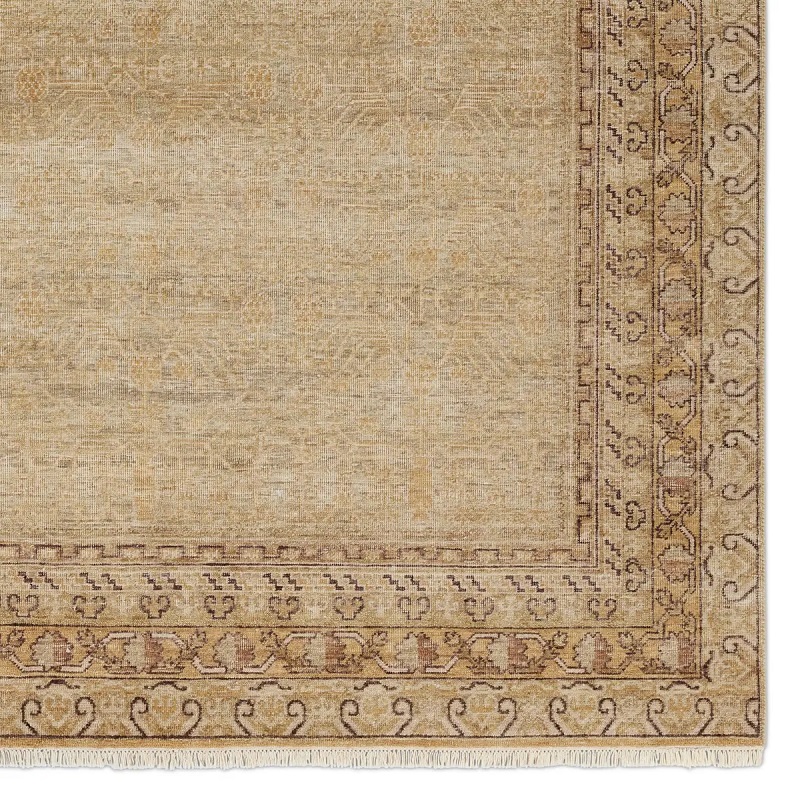 Antique Style Rugs Someplace In Time SPT19 Camel - Taupe Hand Knotted Rug