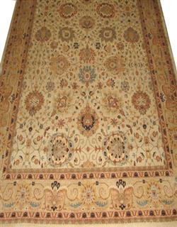 Traditional Hand Knotted Rug