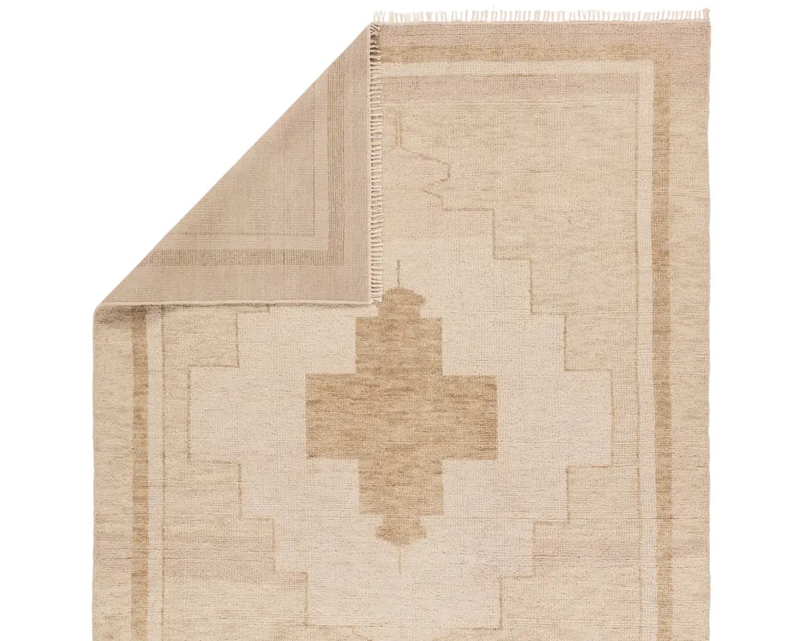 Traditional & Oriental Rugs Sevak SEV01 Camel - Taupe & Lt. Brown - Chocolate Hand Knotted Rug