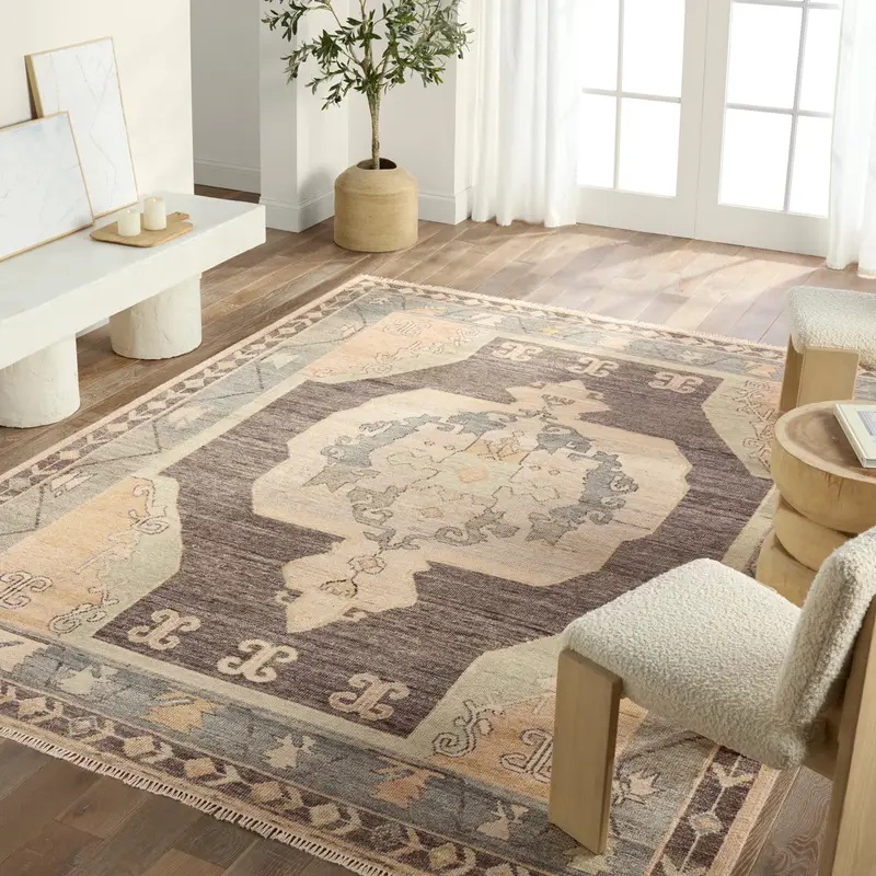 Traditional & Oriental Rugs Reza REZ04 Lt. Brown - Chocolate & Lt. Blue - Blue Hand Knotted Rug